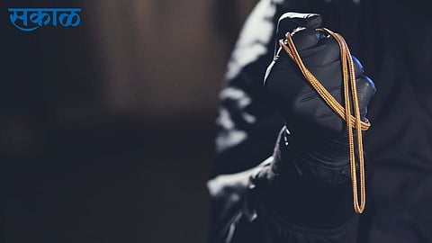 crime case in belgaum crime and lakh rupees gold theft from thief