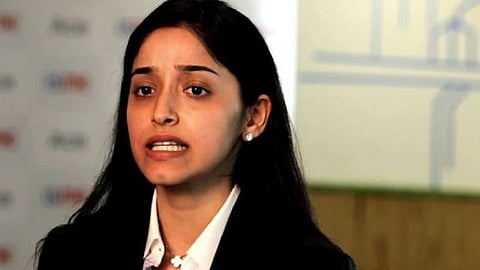 rana kapoor daughter roshni stopped at mumbai airport while going for London