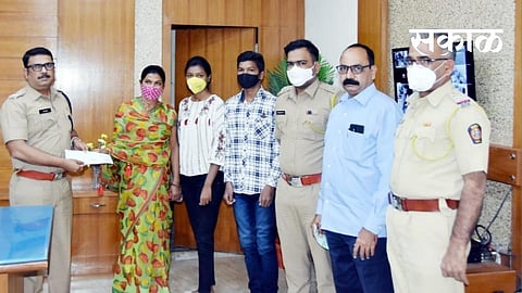 Akola Washim Corona News 60 lakh assistance to heirs of deceased Corona warriors