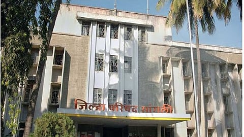 Responsibility of 152 Gram Panchayats to 30 Officers