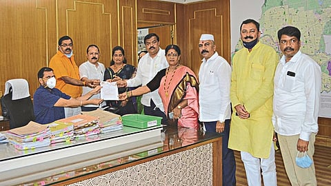 shivsena nivedan 1.jpg