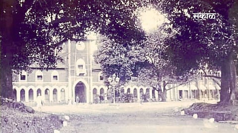 independent administration of Sawantwadi historical kokan marathi news