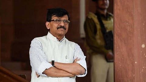 goa bjp government in danger zone after sanjay raut statement Photo Source : Indiatodya.com