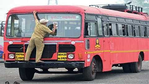 Akola News: Bus will not go to the village as there are no passengers!