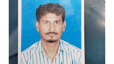 It became difficult to live in the Corona period man sale his kidney