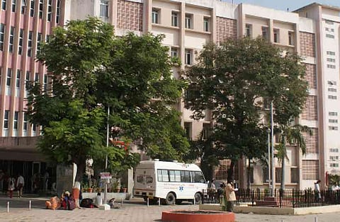 Disputes between patients and doctors at the Super Specialty Hospital