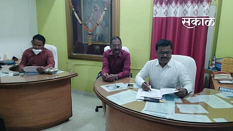 जळगाव ग. स. सोसायटीचे संचालक मंडळ बरखास्त; सोसायटीवर प्रशासकाची नियुक्ती