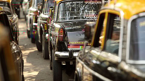 काळी-पिवळी टॅक्सी, रिक्षांवर 94 टक्के प्रवासी नाराज