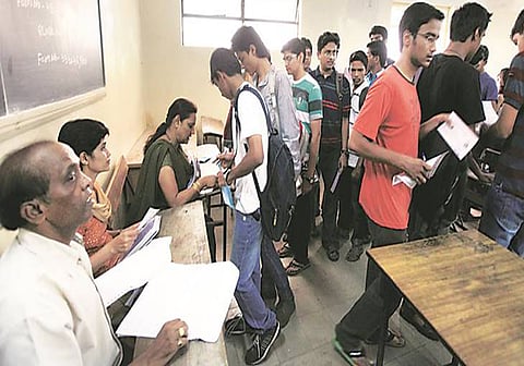 विद्यार्थ्यांनो, तयार रहा! शाळा, महाविद्यालये लवकरच सुरू होणार