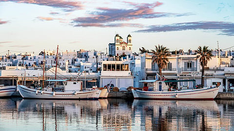Paros