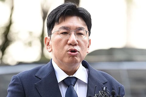 Bang si hyuk arrested