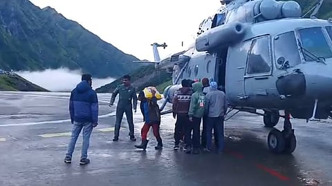 IAF and NDRF refuse to buckle down, bad weather or not, and keep taking off to Kedarnath. With human lives at stake, all stops have been pulled out