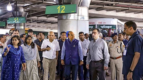 Delhi LG directs officials for 'complete makeover' of Kashmere Gate bus terminal