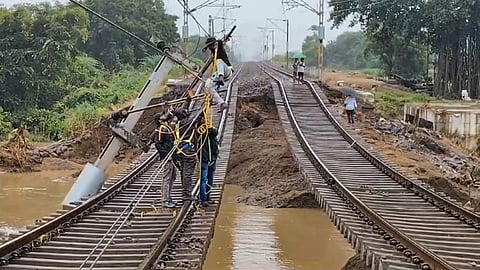 16 dead in rain-related incidents, T'gana govt urges Centre to declare floods as national calamity