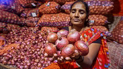 Centre to begin onion sale at Rs 35/kg in Delhi-NCR from Thursday