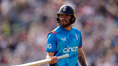 Australia clinches 14th straight ODI win with 68-run victory over England