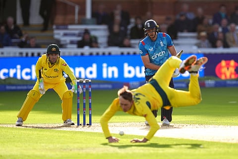 Australia clinches ODI series 3-2 after rain arrives too late for England