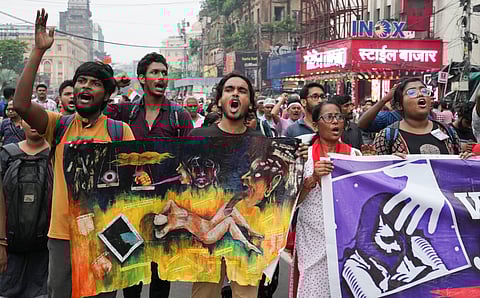 Junior doctors take out mega protest march on Mahalaya demanding justice for RG Kar victim