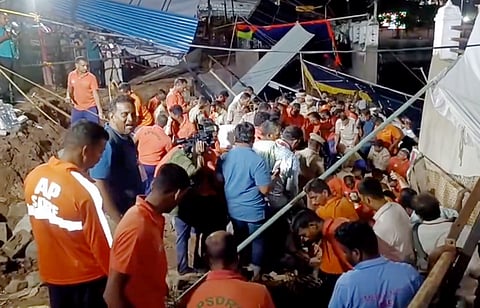 8 killed in temple wall collapse in Andhra, CM announces Rs 25 lakh ex gratia to kin of deceased