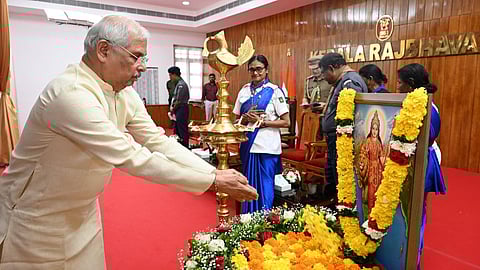 Kerala Education Minister walks out of Raj Bhavan over 'RSS-style Bharat Mata image'