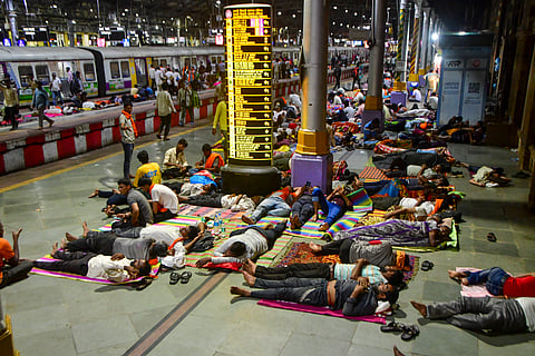 Won't leave Mumbai until govt accepts Maratha quota demand: Jarange