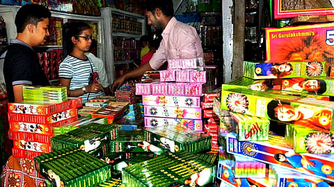 SC gives conditional nod to green crackers, asks Centre to devise mechanism