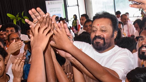 Suresh Gopi offers to step down, wants Sadanandan Master to replace him in union cabinet