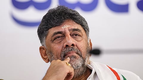 Shivakumar appeals Bihari people in Bengaluru to vote for 'Mahagathbandhan'
