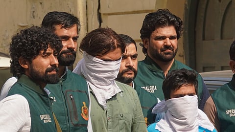 2 suspected ISIS operatives arrested; Molotov cocktails, IED timer seized from Delhi house