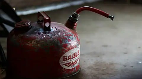 One dead, 18 hospitalised after chlorine gas leak in Vasai near Mumbai