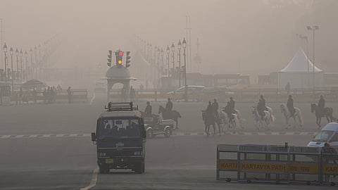 GRAP IV | Delhi enforces 50% office attendance, warns of penalties