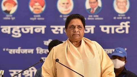 Mayawati flags Bihar 'naqab' row, says Nitish should express regret and end controversy