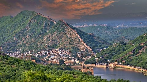 Supreme Court stays ruling on Aravalli Hills, calls for expert review