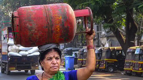 Bengal govt issues SOP for LPG supply monitoring, sets up 24x7 control room