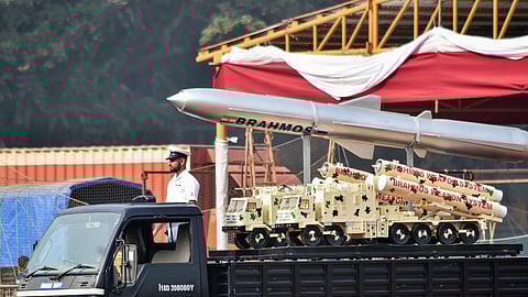 Indian Army to order 800 Km plus strike range BrahMos supersonic cruise missiles