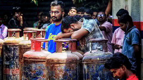 Commercial LPG prices hiked by Rs 195.5