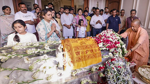 Thousands bid farewell as Prateek Yadav’s final journey begins in Lucknow