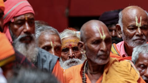 Amarnath, Vaishno Devi Yatras to be temporarily suspended from today