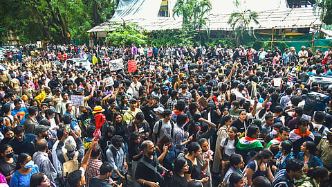 Calls, home visits, live locations | How Mumbai Police are tracking CJP protesters