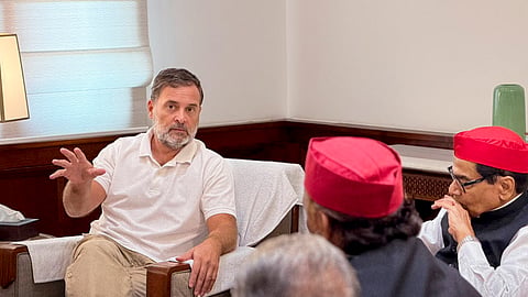 Oppostion stand-off deepens as Rahul stands firm on 'no talks until Pradhan resigns'