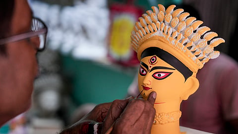 Traditional Durga idols dominate Kumartuli as demand for experimental designs sharply declines | File Image