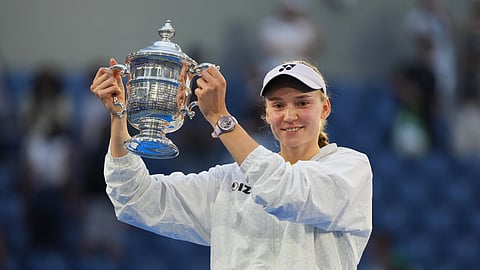Rybakina will officially replace Sabalenka at the top when the new WTA rankings are released on Monday