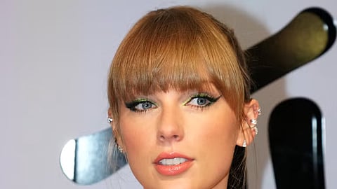 Swift delivered a deliberately cryptic sequence of words that immediately sent fans searching for hidden meanings and possible clues about her next musical move