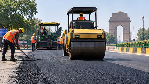 Delhi PWD Minister Parvesh Sahib Singh said repair work has restarted, with 400 km covered by floated tenders and another 200 km planned | Representational image