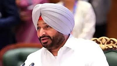Ravneet Bittu alleged that three people were apprehended after an attack on his cavalcade while he was travelling to Pathankot for the BJP yatra | File image/X