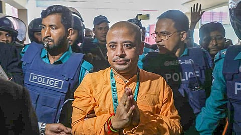 Activists clash with police during Kolkata march to demand release of Bangladeshi monk Chinmoy Krishna Das | X