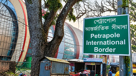 Petrapole-Benapole to halt non-perishable cargo movement from October 17 to 23 | X