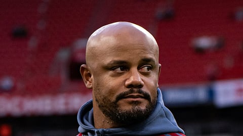 Vincent Kompany receives medical care after collapsing, with Bayern putting his recovery first | X