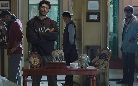 Murder In The Hills, On Hoichoi, Is A Silly, Badly Made Murder Mystery