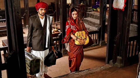Pratik Gandhi and Patralekhaa in Phule